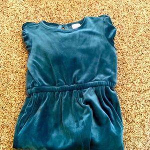 Hanna Anderson long sleeve pantsuit